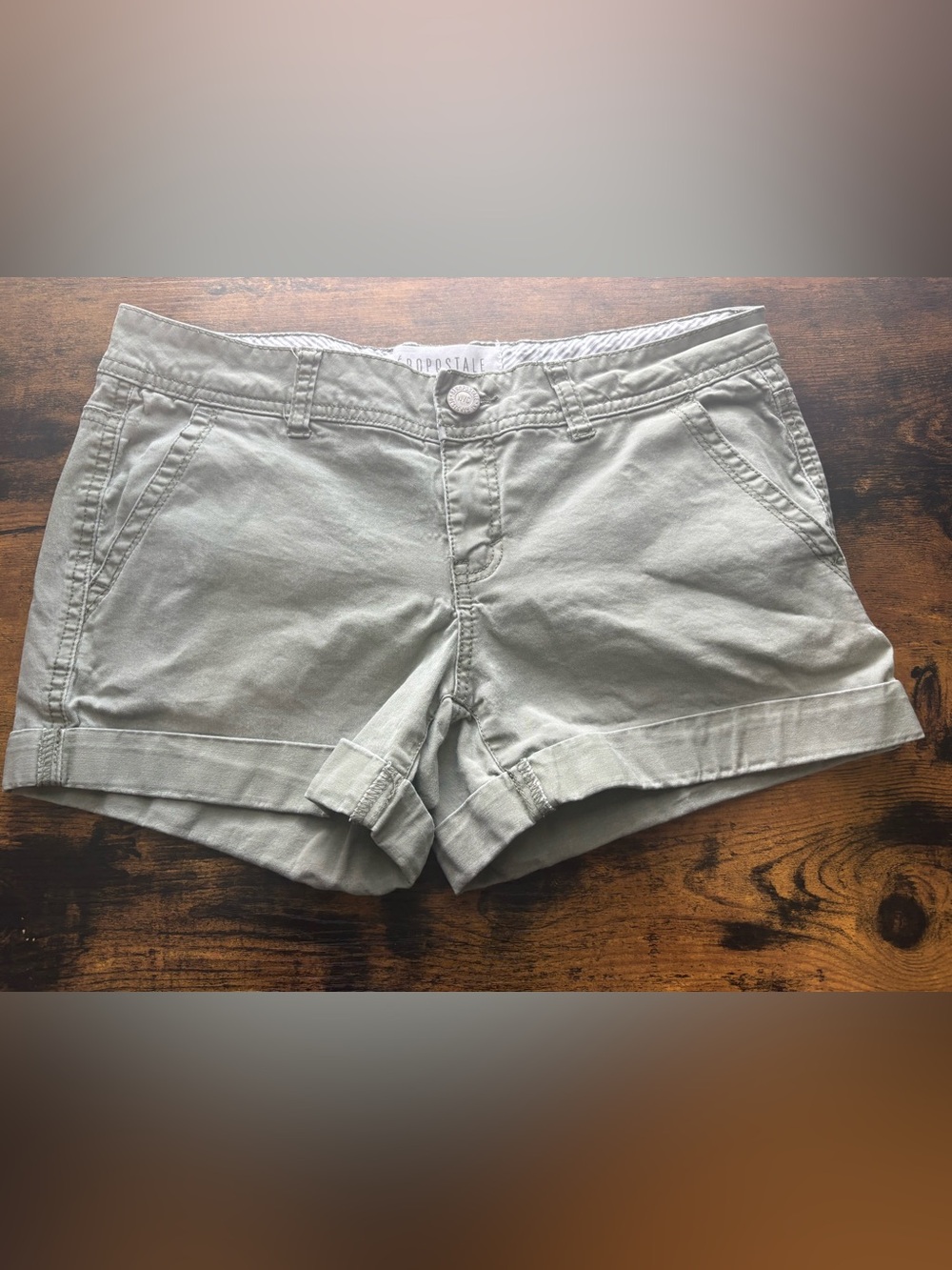 Aeropostale Women's Light Sage Green Roll-Cuff Shorts